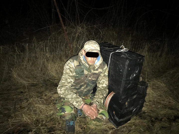 На Буковині затримали трьох чоловіків, які спробували незаконно перетнути кордон