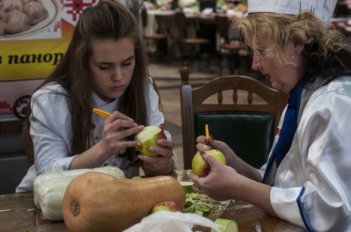 У Чернівцях розпочався чемпіонат кулінарного мистецтва