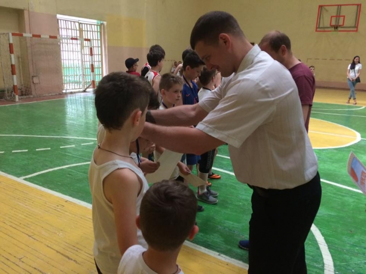 У Чернівцях провели баскетбольний турнір пам'яті учасника АТО Олександра Петрищука