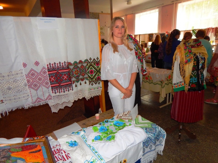 Фестиваль народної творчості в Іспасі зібрав учасників з різних регіонів України
