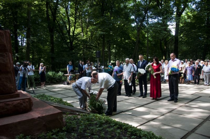 У Чернівцях відзначили День скорботи та пам’яті жертв війни