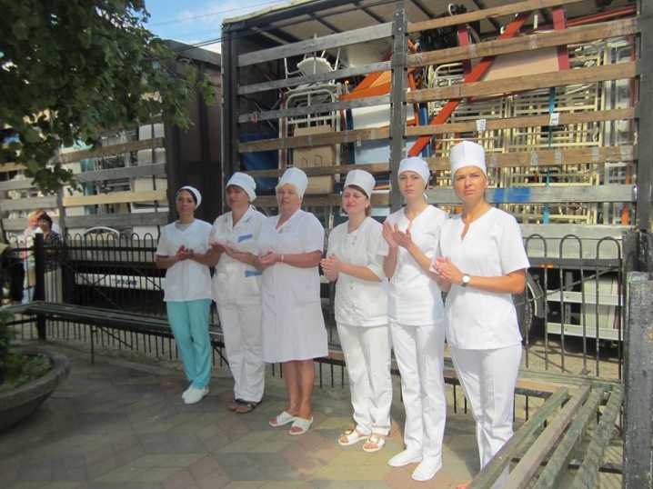 Хотинська лікарня отримала із Франції обладнання на понад мільйон гривень