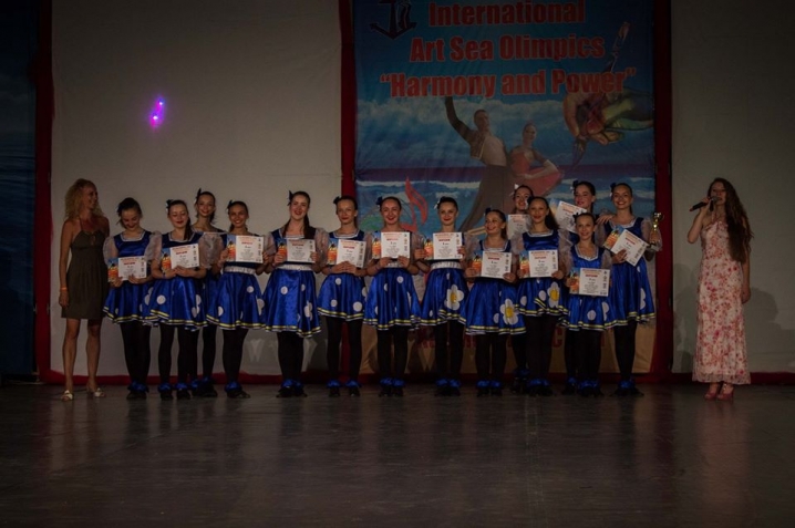Чернівецький колектив сучасного танцю  виборов Гран Прі на морській Арт-Олімпіаді в Болгарії