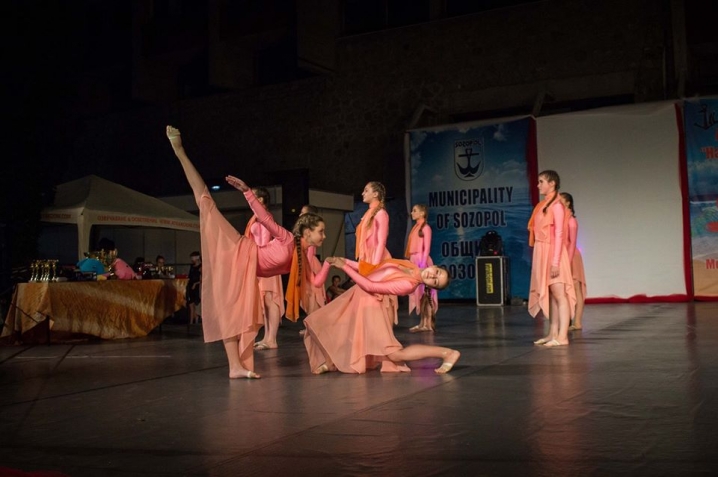 Чернівецький колектив сучасного танцю  виборов Гран Прі на морській Арт-Олімпіаді в Болгарії