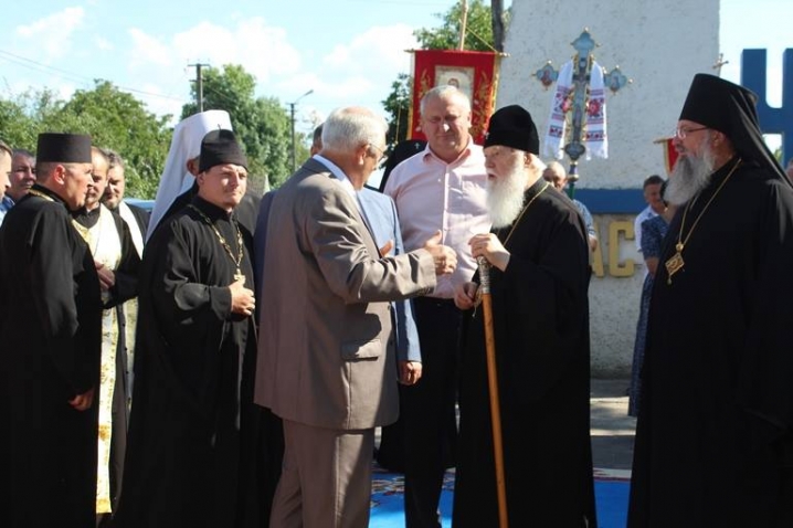 Патріарх Філарет у Дорошівцях помолиться за мир