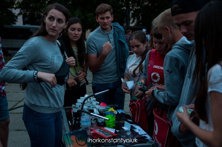 Рок-концерт на Соборній площі завершився спільною молитвою