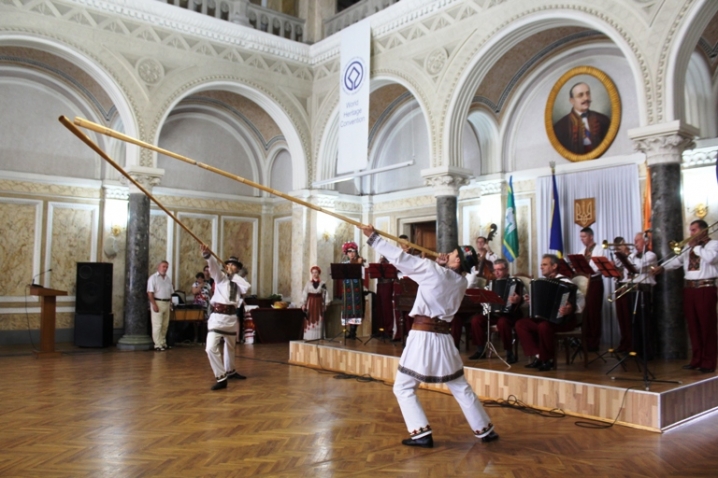 У ЧНУ відзначили 77-му річницю створення Чернівецької області