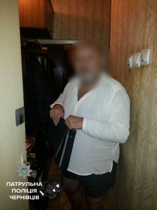 У Чернівцях поліція допомогла знайти чеху загублений планшет