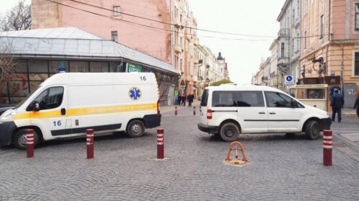 Автівка нардепа Федорука через хамське паркування вкотре потрапила до групи СтопХам БУКОВИНА
