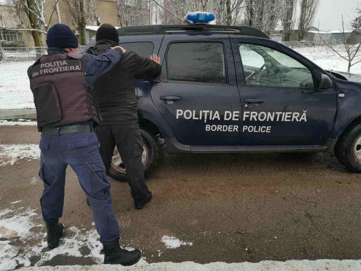 На Буковині прикордонники спіймали громадянина Грузії, який намагався незаконно потрапити до України