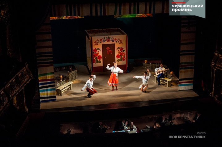 У чернівецькому драмтеатрі відбулася прем'єра музичної казки «Коза-дереза»