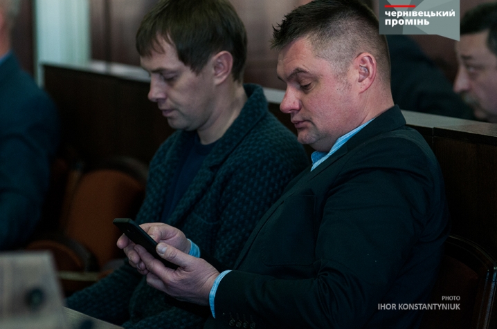 Сесія міськради у фотографіях