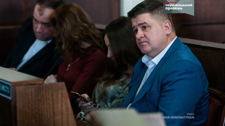 Сесія міськради у фотографіях