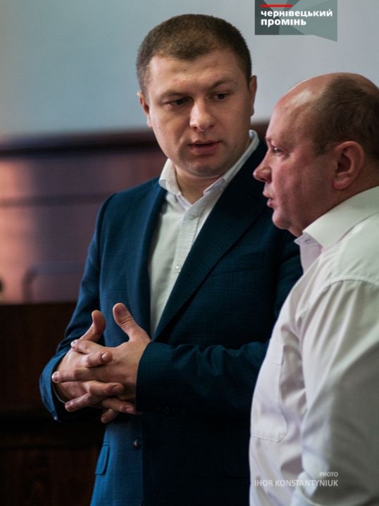 Сесія міськради у фотографіях