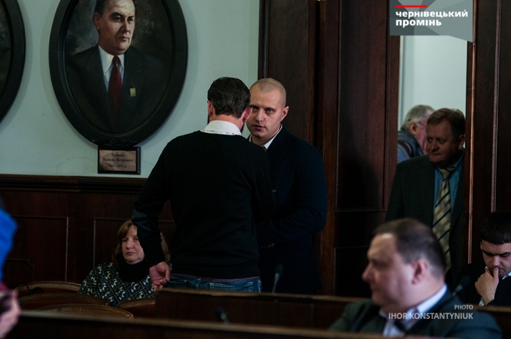 Сесія міськради у фотографіях