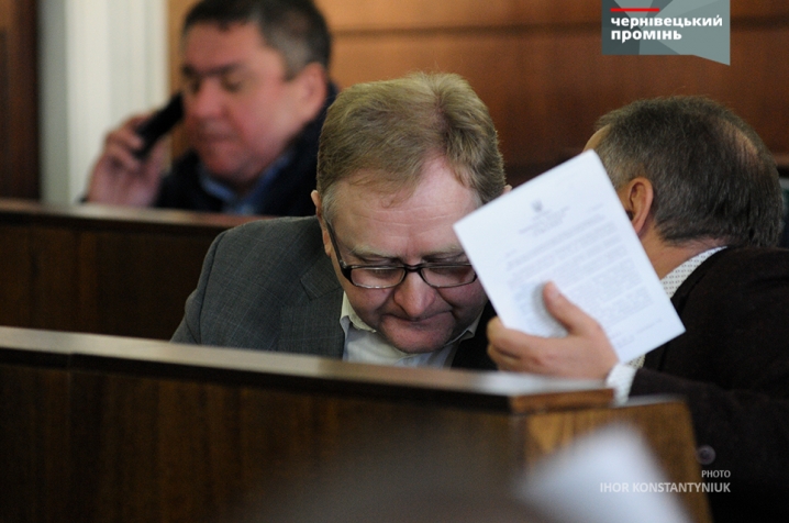 Сесія міськради у фотографіях