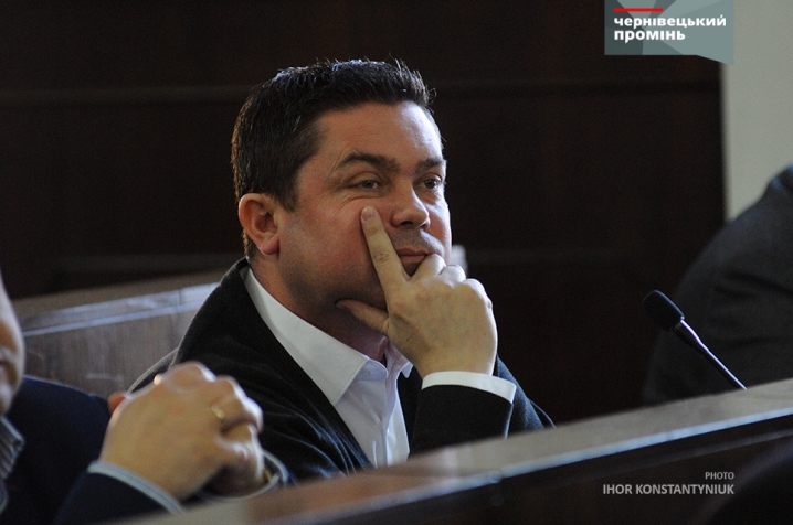 Сесія міськради у фотографіях