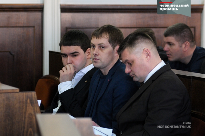 Сесія міськради у фотографіях