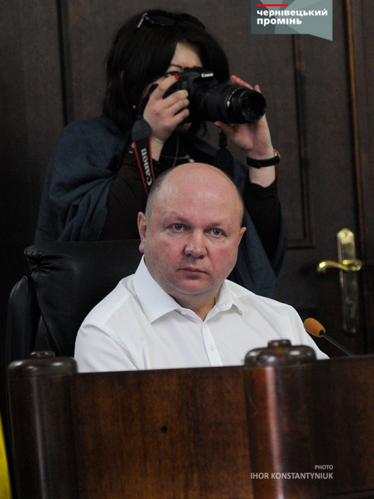 Сесія міськради у фотографіях