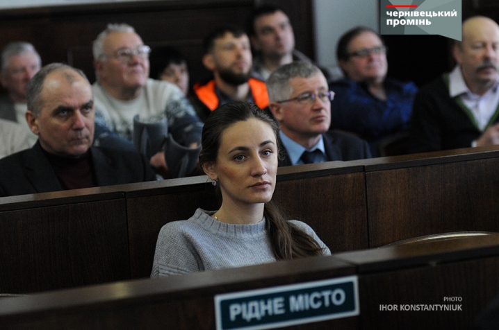 Сесія міськради у фотографіях