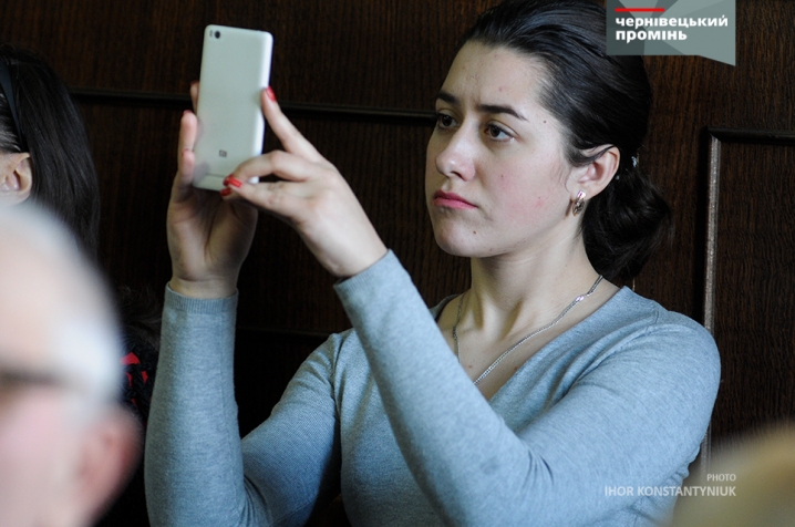 Сесія міськради у фотографіях