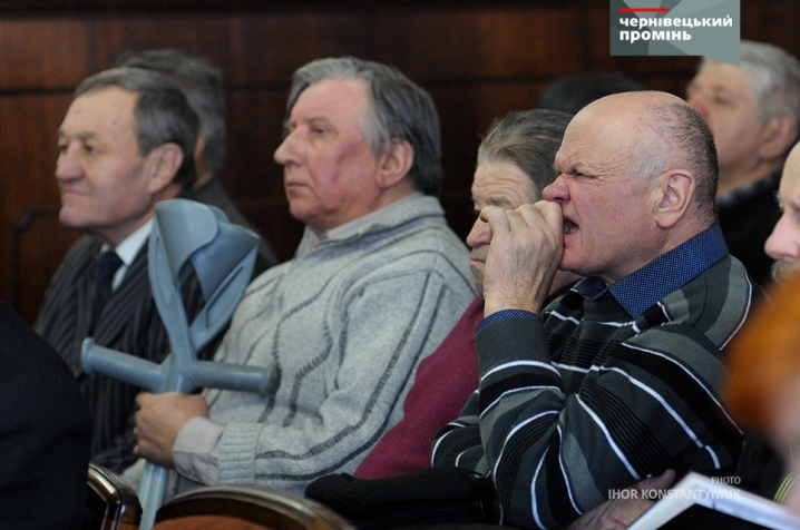 Сесія міськради у фотографіях