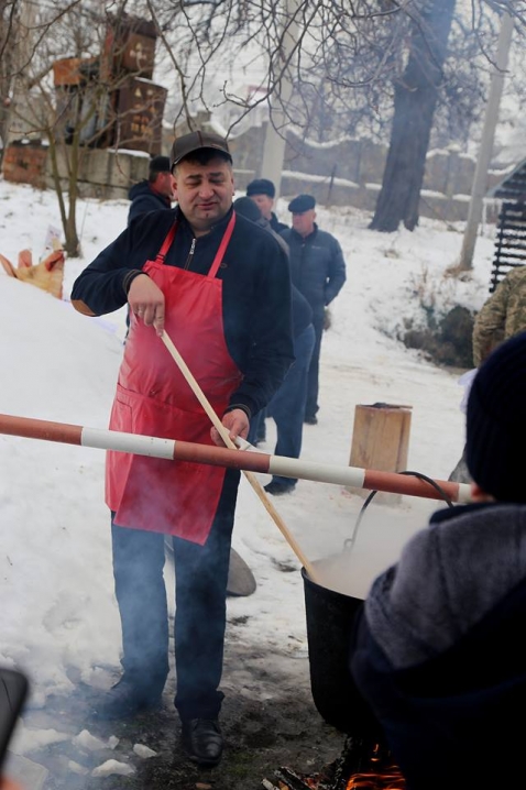 На Буковині відновили фестиваль «Помана свині»