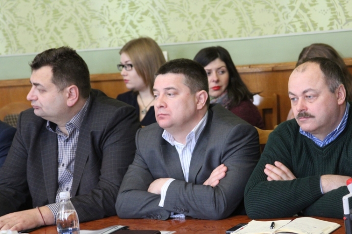 У Чернівцях підписали меморандум про передачу державних земель у комунальну власність ОТГ