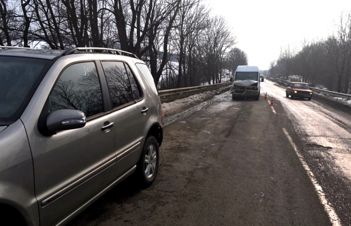 Поблизу комплексу «Аква+» сталася аварія