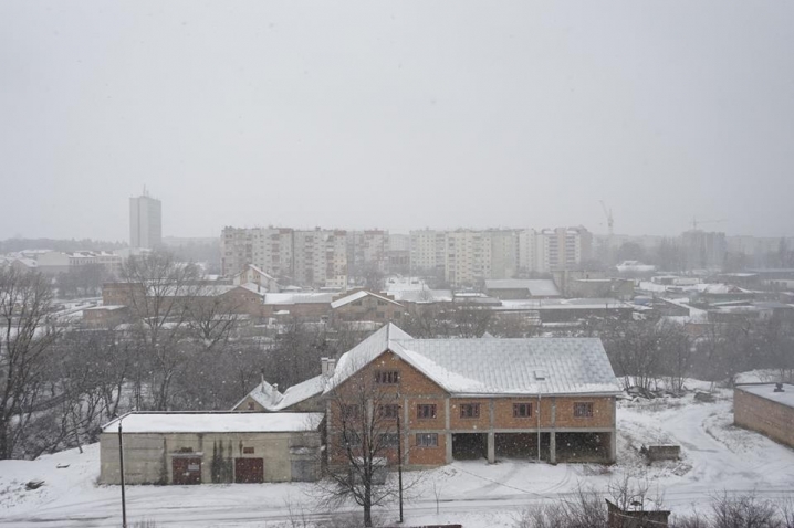 Чернівчанка опублікувала приголомшливі фото з дахів міста