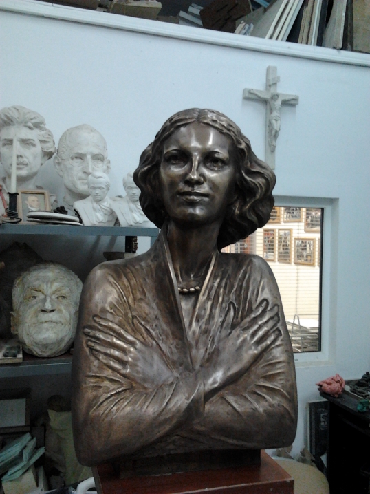 У Чернівцях встановлять пам'ятник поетесі Розі Ауслендер