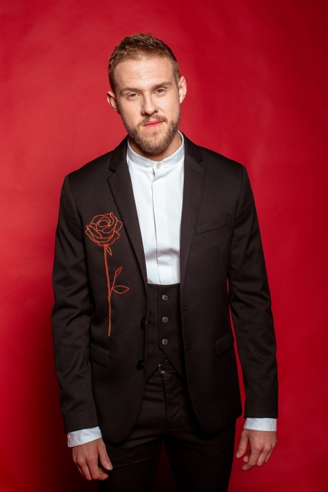 29 квітня буковинець Андрій Рибарчук боротиметься за перемогу у фіналі  «Голосу країни»