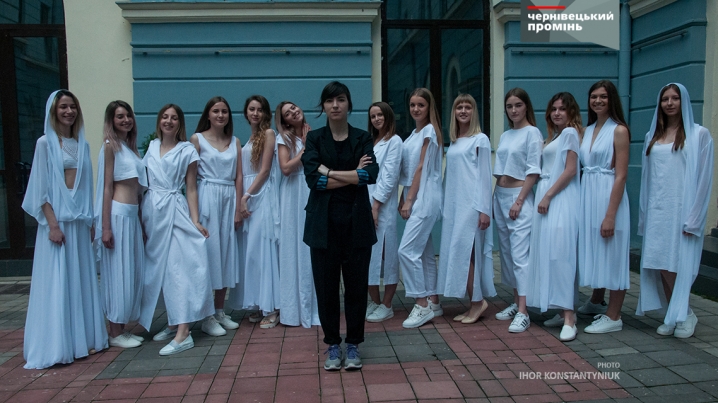 Чернівецька дизайнерка одягу презентувала свою нову колекцію