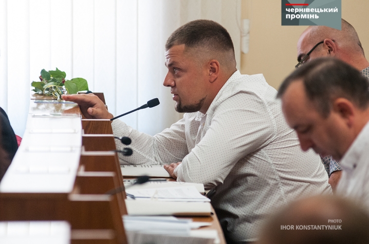 Позачергова сесія обласної ради у фотографіях