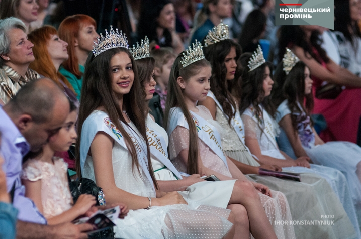 У Чернівцях відбувся фестиваль «Міні-світ краси України 2018»