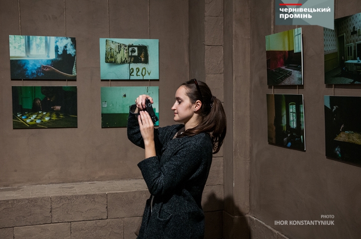 У Чернівцях відкрилася фотовиставка, присвячена табуйованим темам
