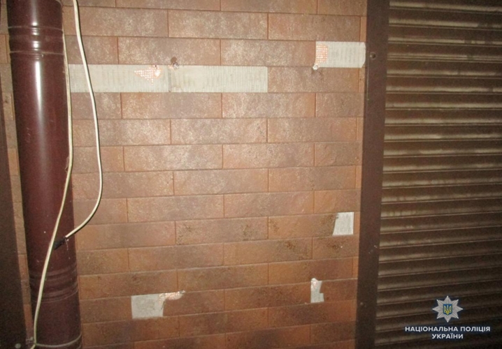 На Сторожинеччині двоє хлопців викрали термінал для оплати послуг