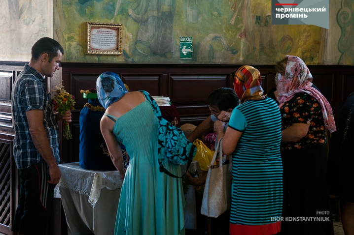 Чернівчани святкують Медовий Спас