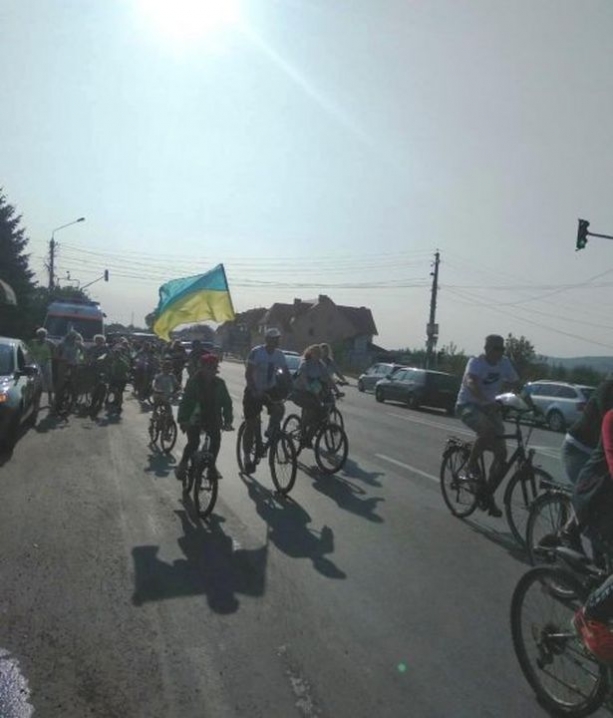 У Мамаївській ОТГ відбувся велопробіг, приурочений Дню Державного Прапора 