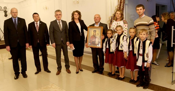 Генконсул Румунії у Чернівцях Елеонора Молдован завершила дипломатичну місію
