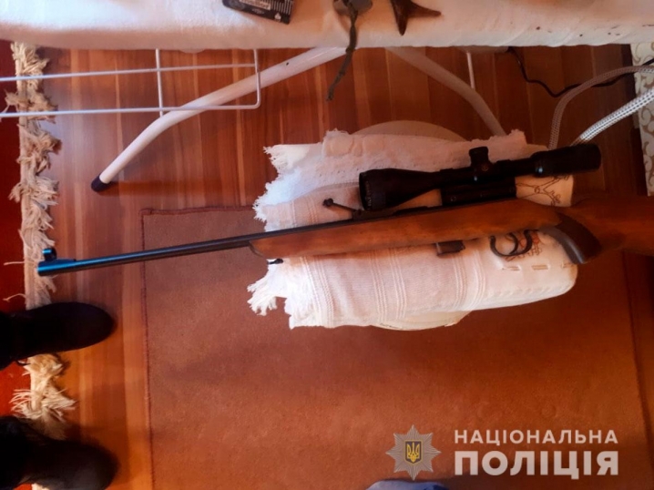 Кіцманчанин погрожував підірвати сусідку ручною гранатою «РГД-5»