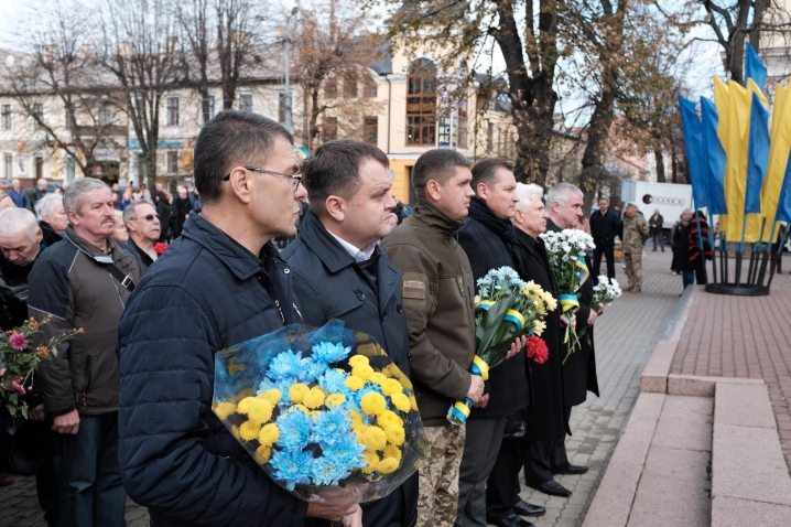 У Чернівцях відзначили 74-річницю вигнання нацистів з України