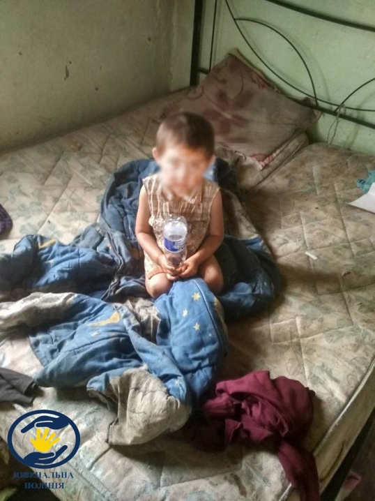 Жахливі умови проживання: на Глибоччині у родини забрали 7 дітей
