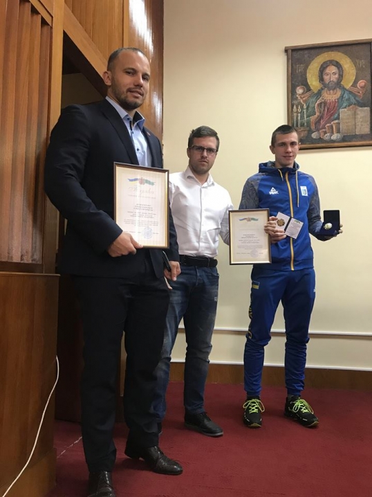 Каратиста Валерія Чоботаря нагородили відзнакою «За заслуги перед Буковиною»