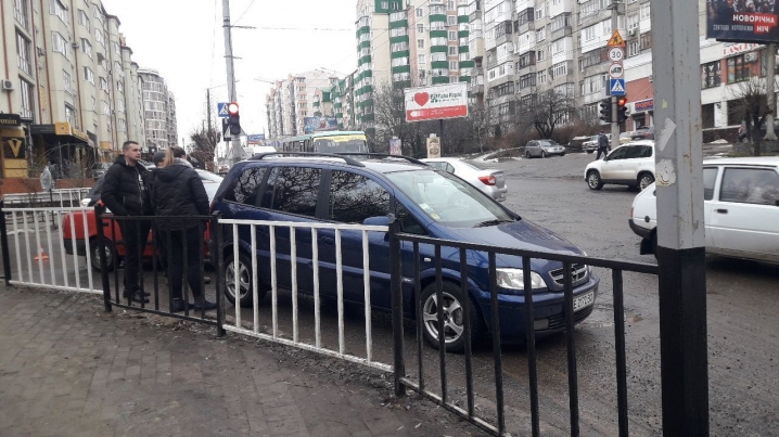 На Героїв Майдану ДТП: рух ускладнено