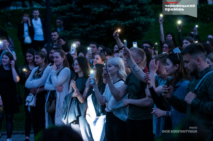 Вулиці Чернівців 19 травня заполонили музиканти
