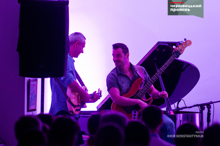 Французький квартет OLD AND NEW SONGS дав чернівчанам джазу