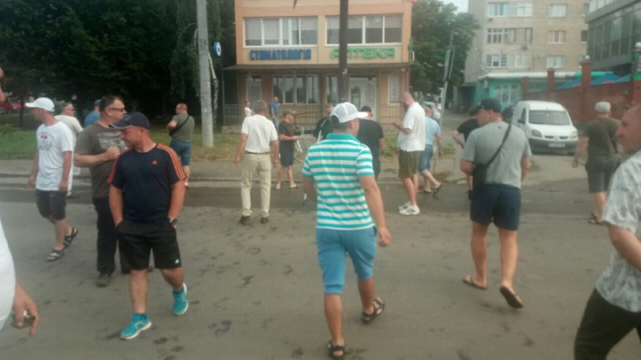 Перекриття Хотинської продовжується. Тролейбуси курсують до Дріжджзаводу