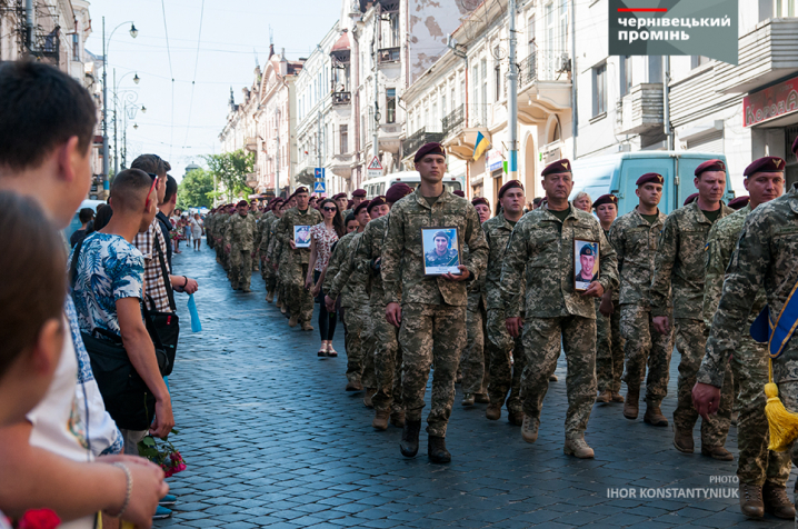 Як живуть Чернівецькі десантники? Один день у військовій частині - © Чернівецький промінь