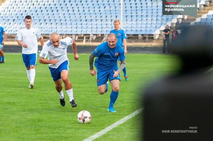 До Чернівців завітали футбольні зірки київського «Динамо»